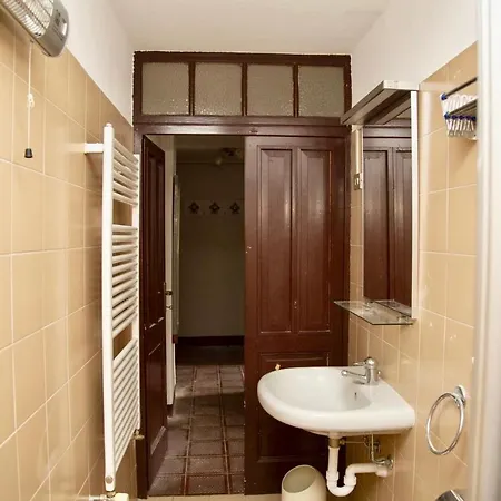 Apartament Contempora - Ca' Brenta Patriot - San Fedele D'Intelvi - Como