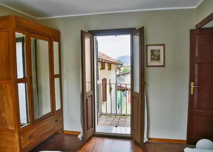 Contempora - Ca' Brenta Patriot - San Fedele D'Intelvi - Como * San Fedele Intelvi